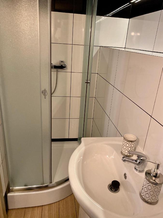 Pokoje Goscinne Gniezno Exteriör bild